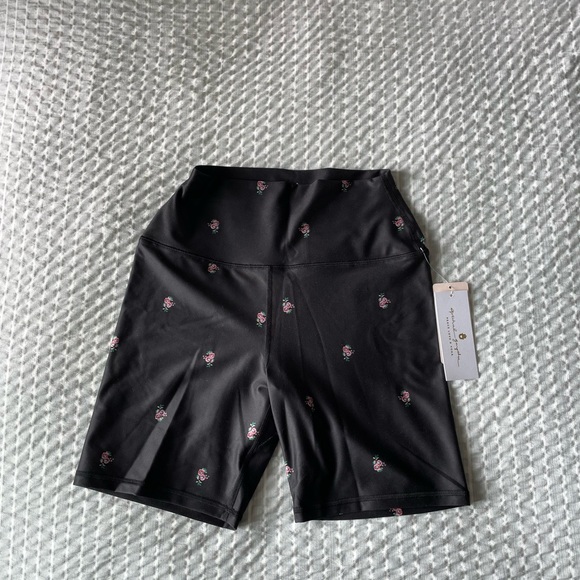 Spiritual Gangster Pants - Spiritual Gangster black floral biker shorts